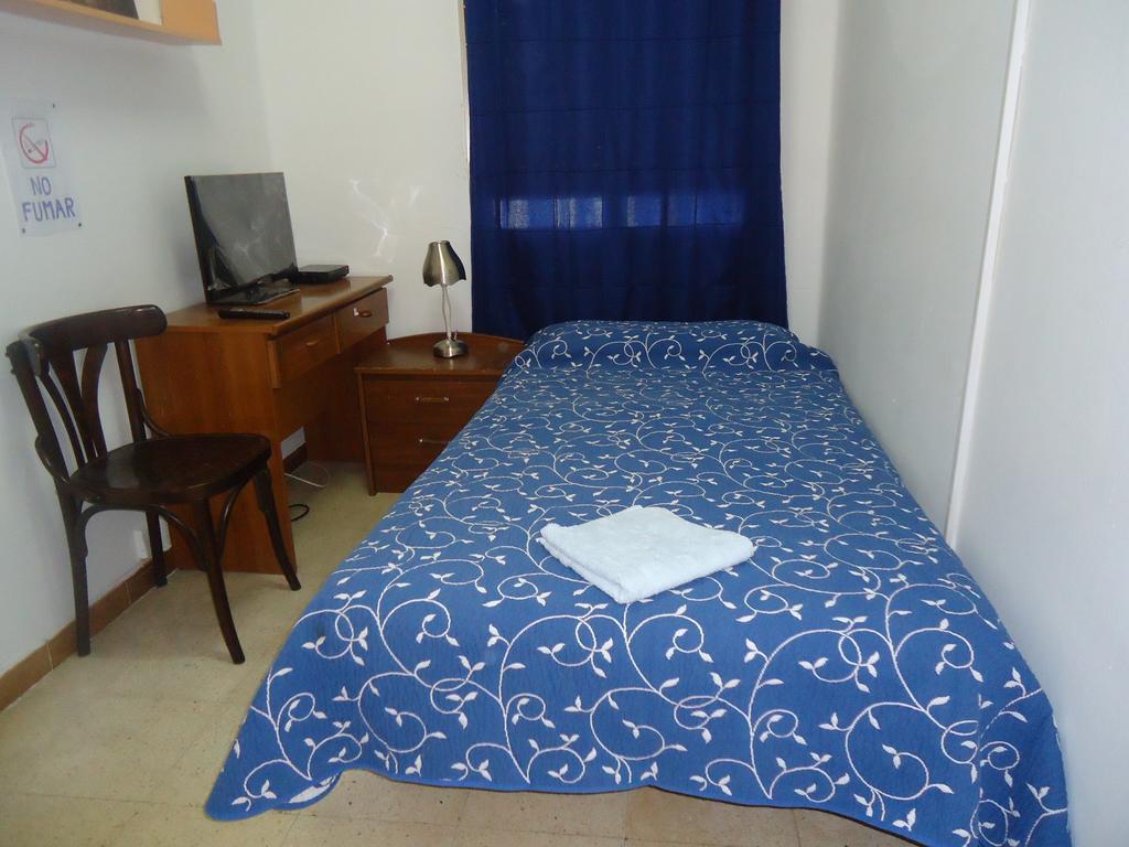 Hotel Pension Mode Lérida Quarto foto